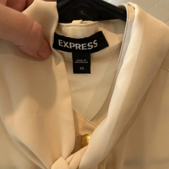 Express top nwot - Picture 3 of 4